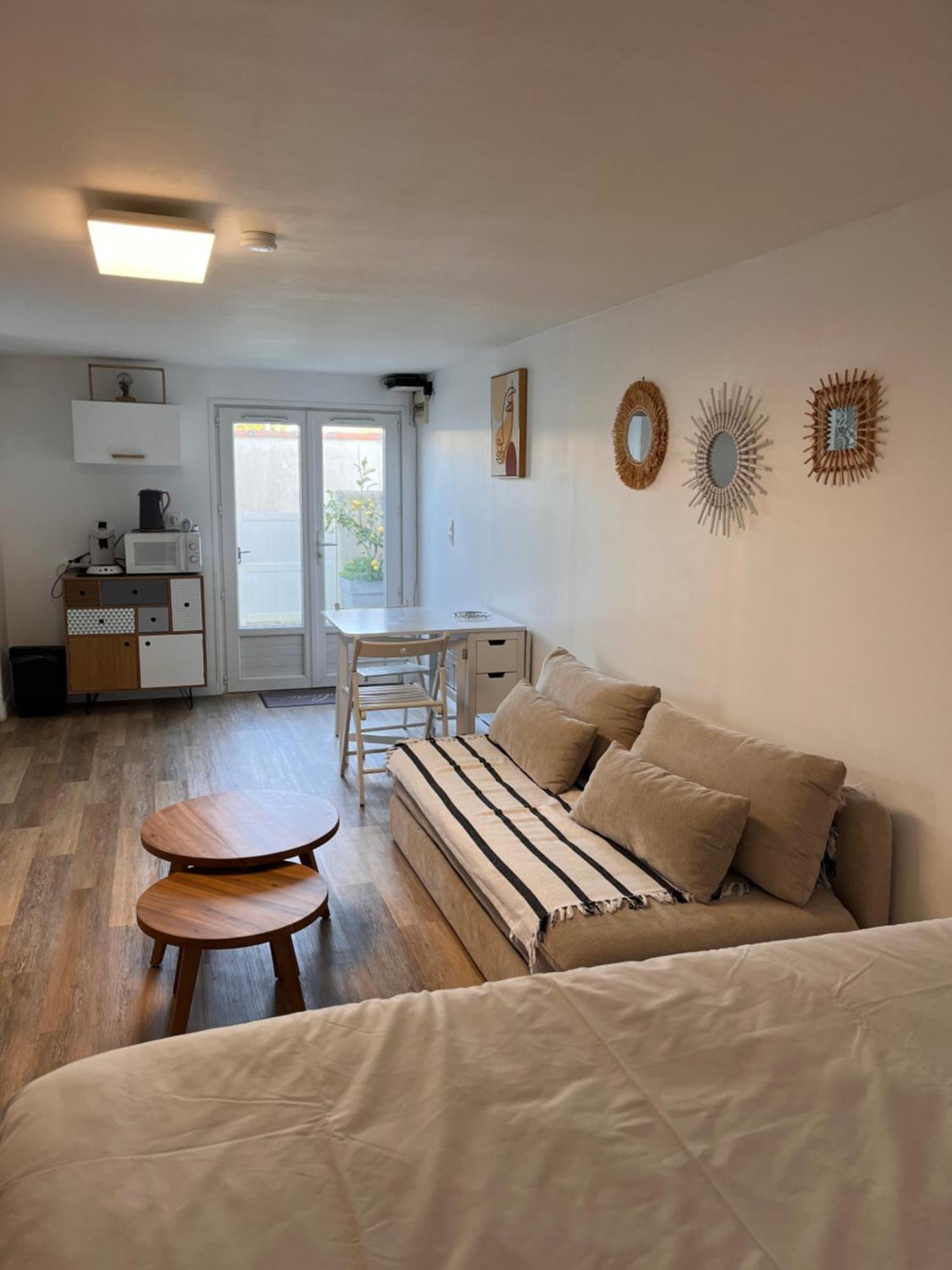 Studio Avec Terrasse Saint Martin De Re Extérieur photo